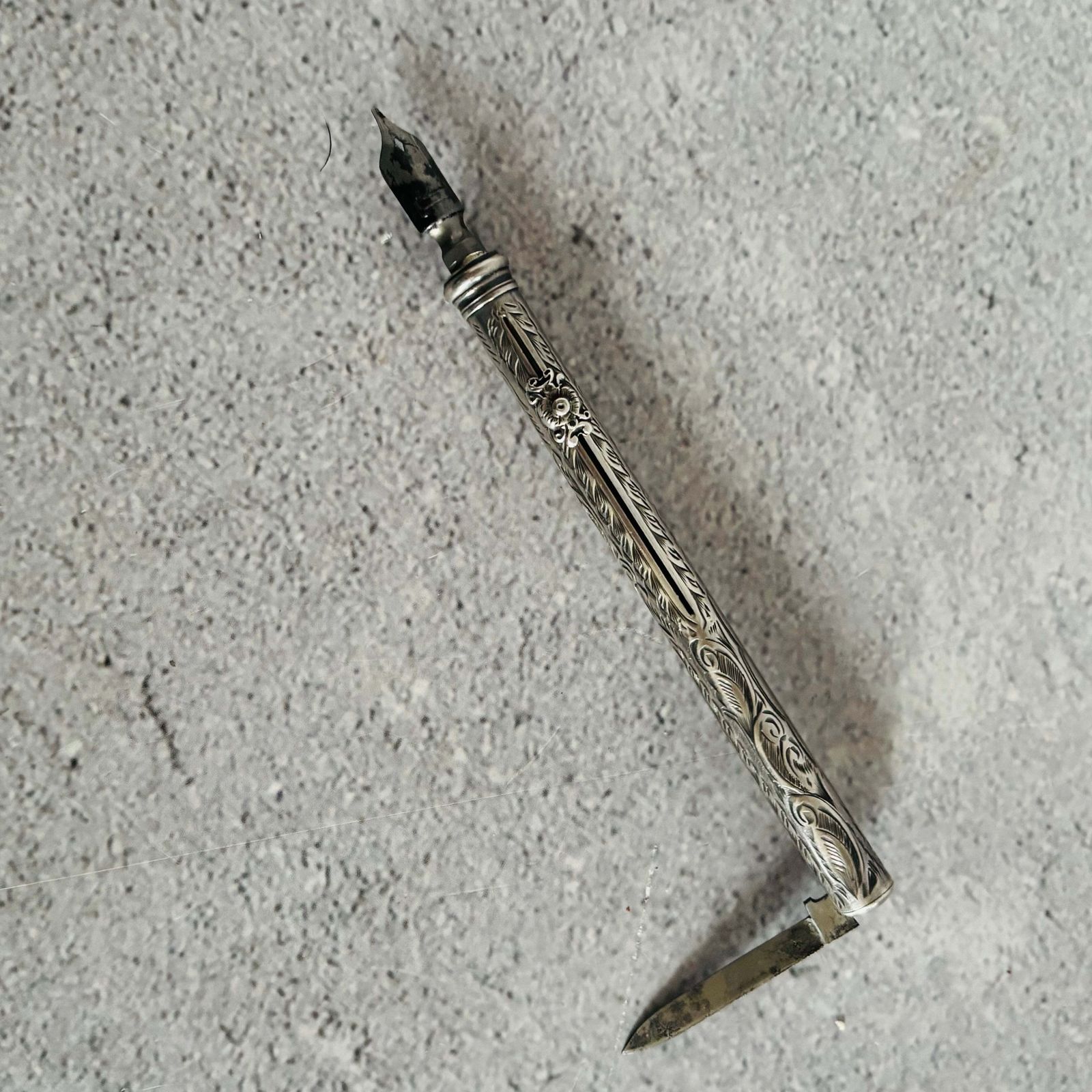 Antique Silver Retractable Pen Pencil And Knife