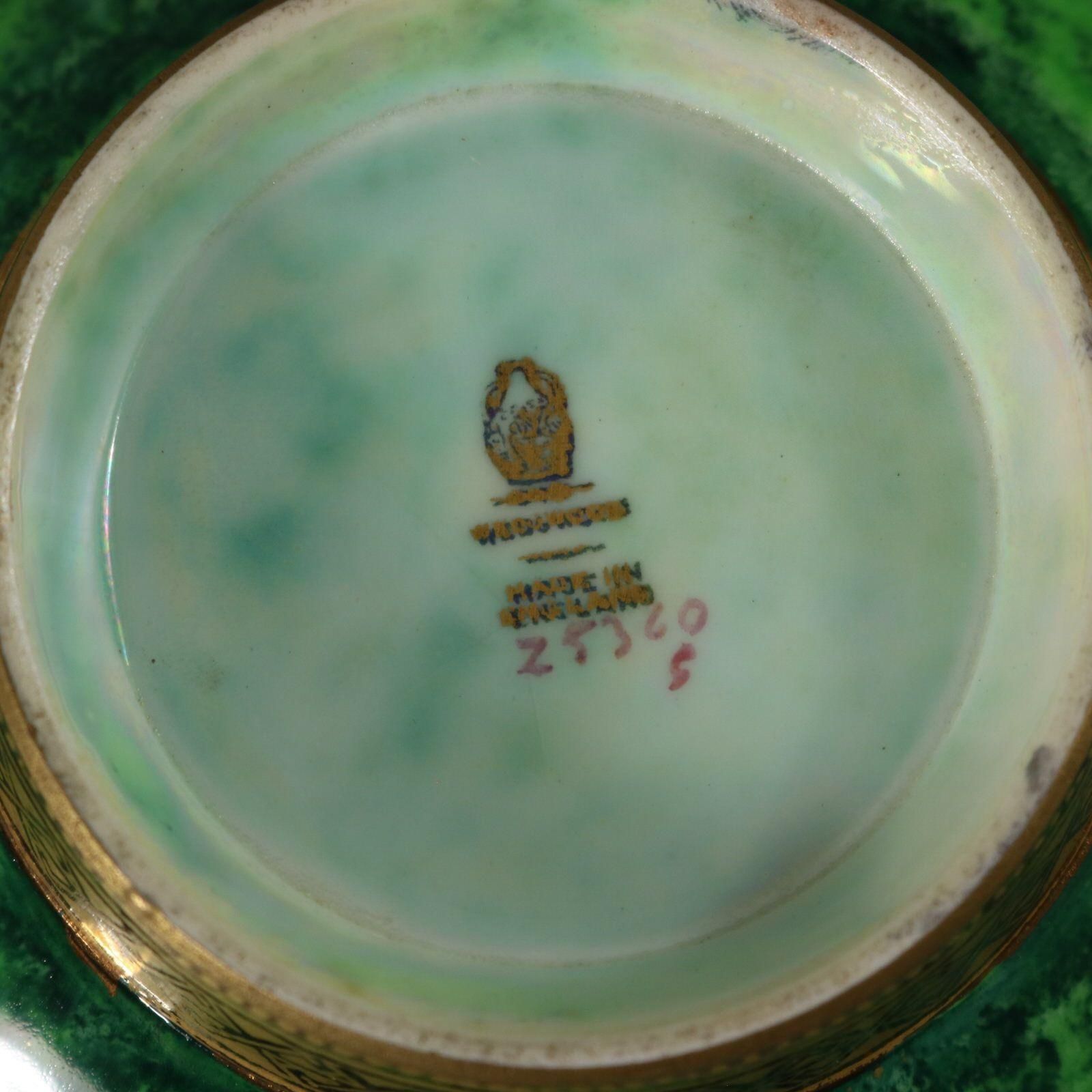 3150.0 Wedgwood Flame Fairyland Lustre Imperial Bowl photo