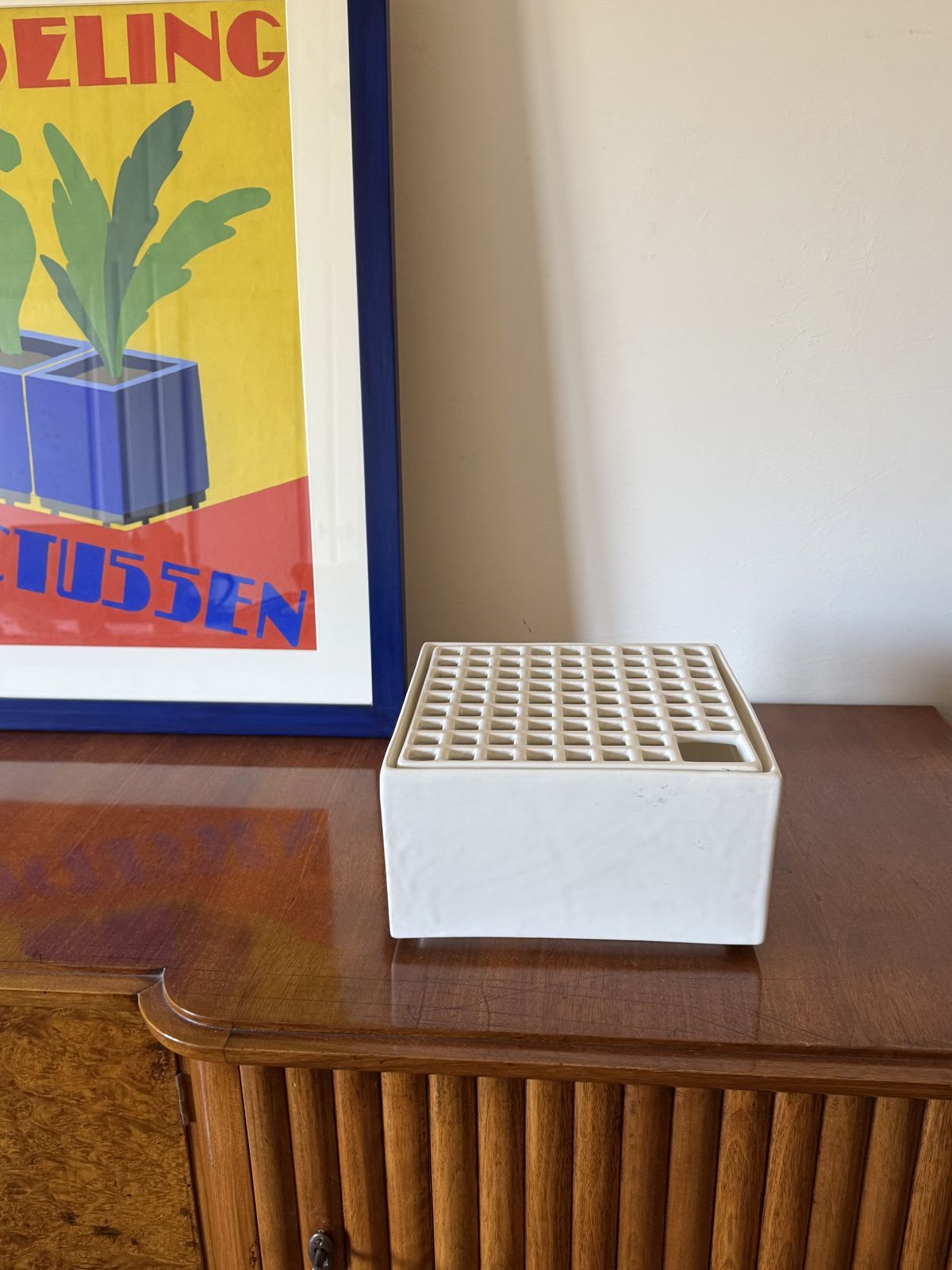 Studio Opi, White Space Age Mod. Ikebana C Ceramic Vase, Gabbianelli Italy Ca. 1970 photo 450.0