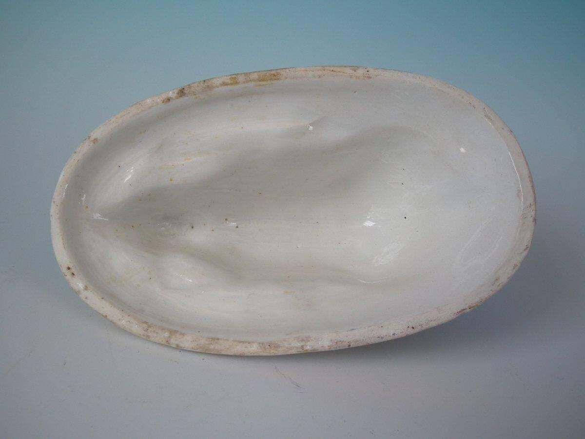 Staffordshire Porcellaneous Rabbit Figure photo 1133.0