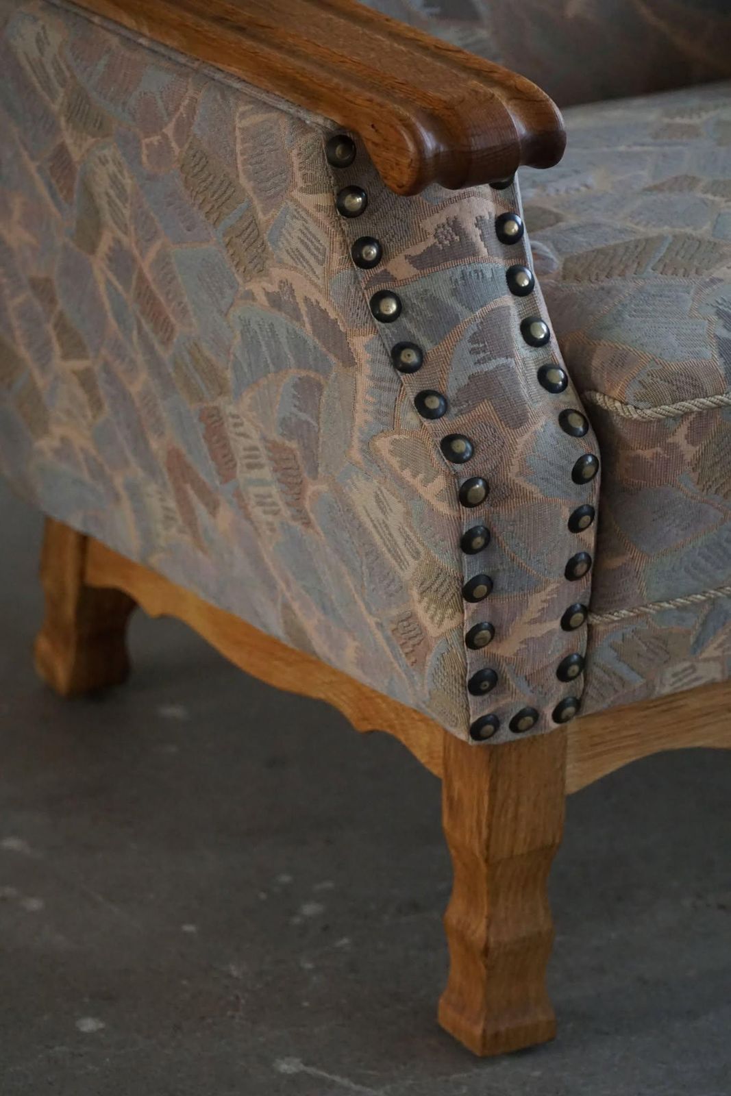photo vinterior Danish Mid Century Modern, Pair Of Armchairs In Oak & Original Fabric, 1960s
