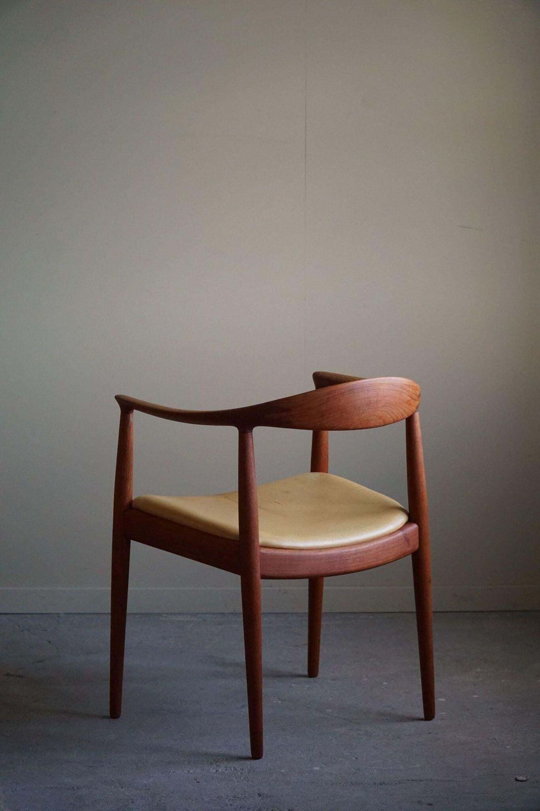 Hans J. Wegner, Armchair In Teak & Leather, "The Chair" Model Jh501, 1950s photo for sale