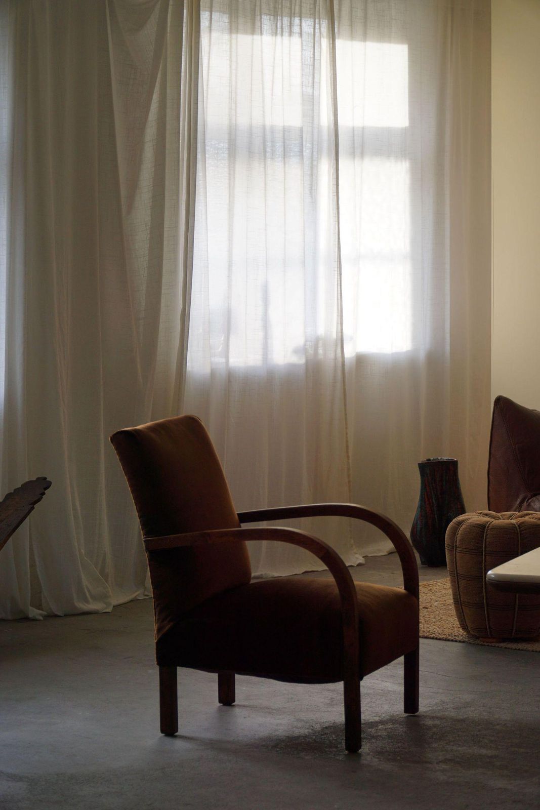 Fritz Hansen, Pair Of Danish Curved Art Deco Lounge Chairs, Reupholstered, 1940s photo vinterior