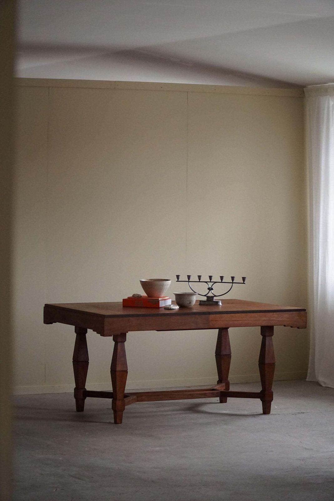 3875.0 Art Deco Dining Table In Teak, With Butterfly Leaf, Danish Cabinetmaker, 1940s photo