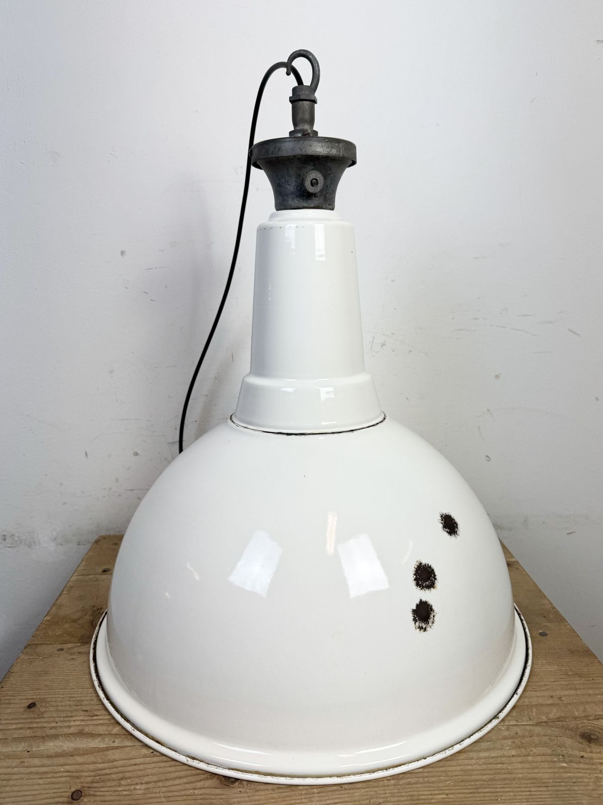 photo for sale Large Industrial British White Enamel Factory Pendant Lamp From Benjamin, 1960s, 3x