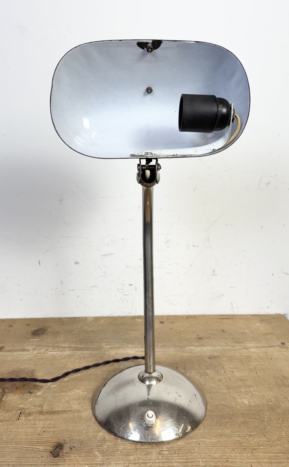 photo buy Vintage Green Enamel Bankers Table Lamp, 1950s