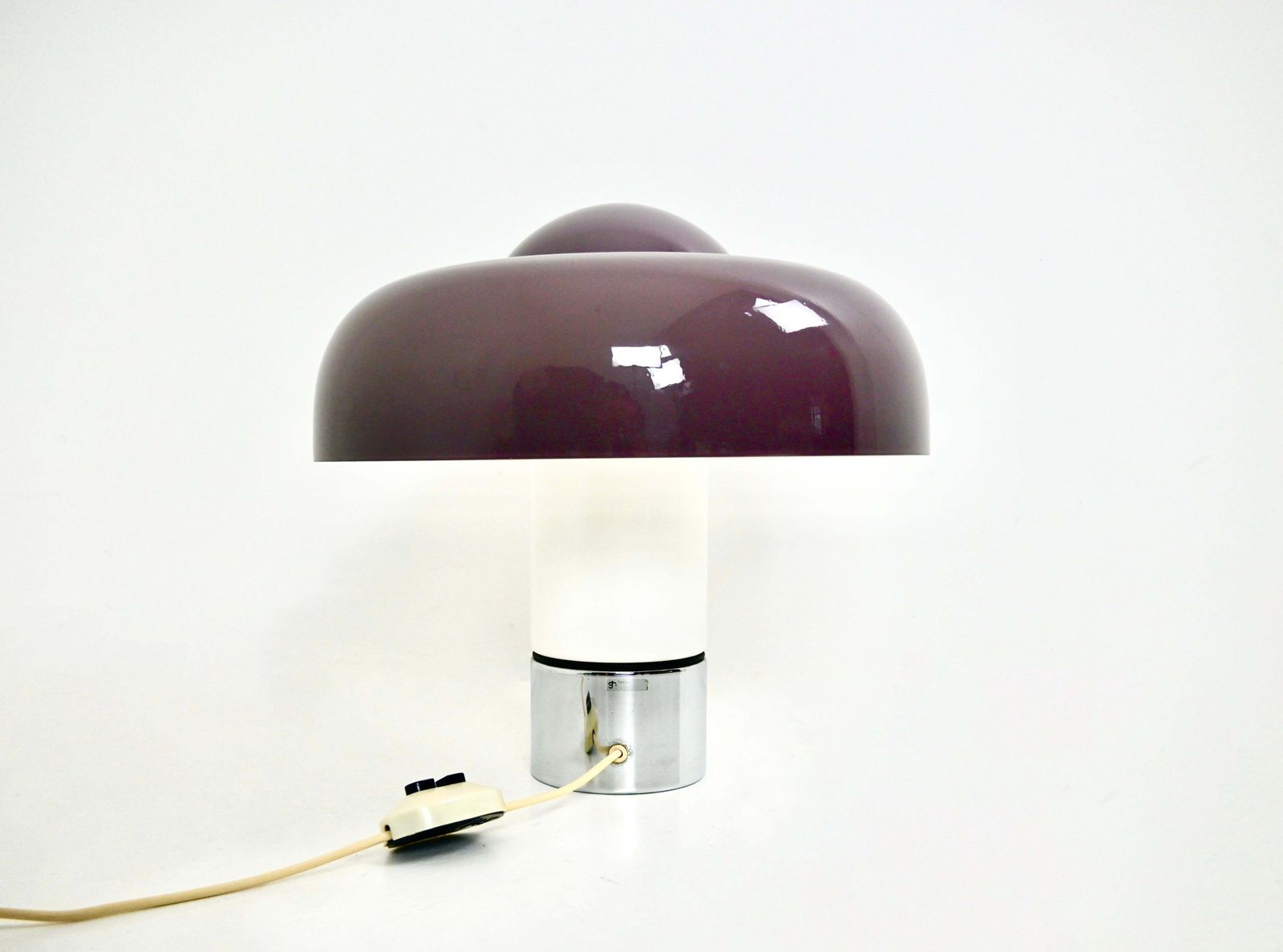 photo vinterior Brumbury  Lamp By Luigi Massoni For Harvey Guzzini, 1970s