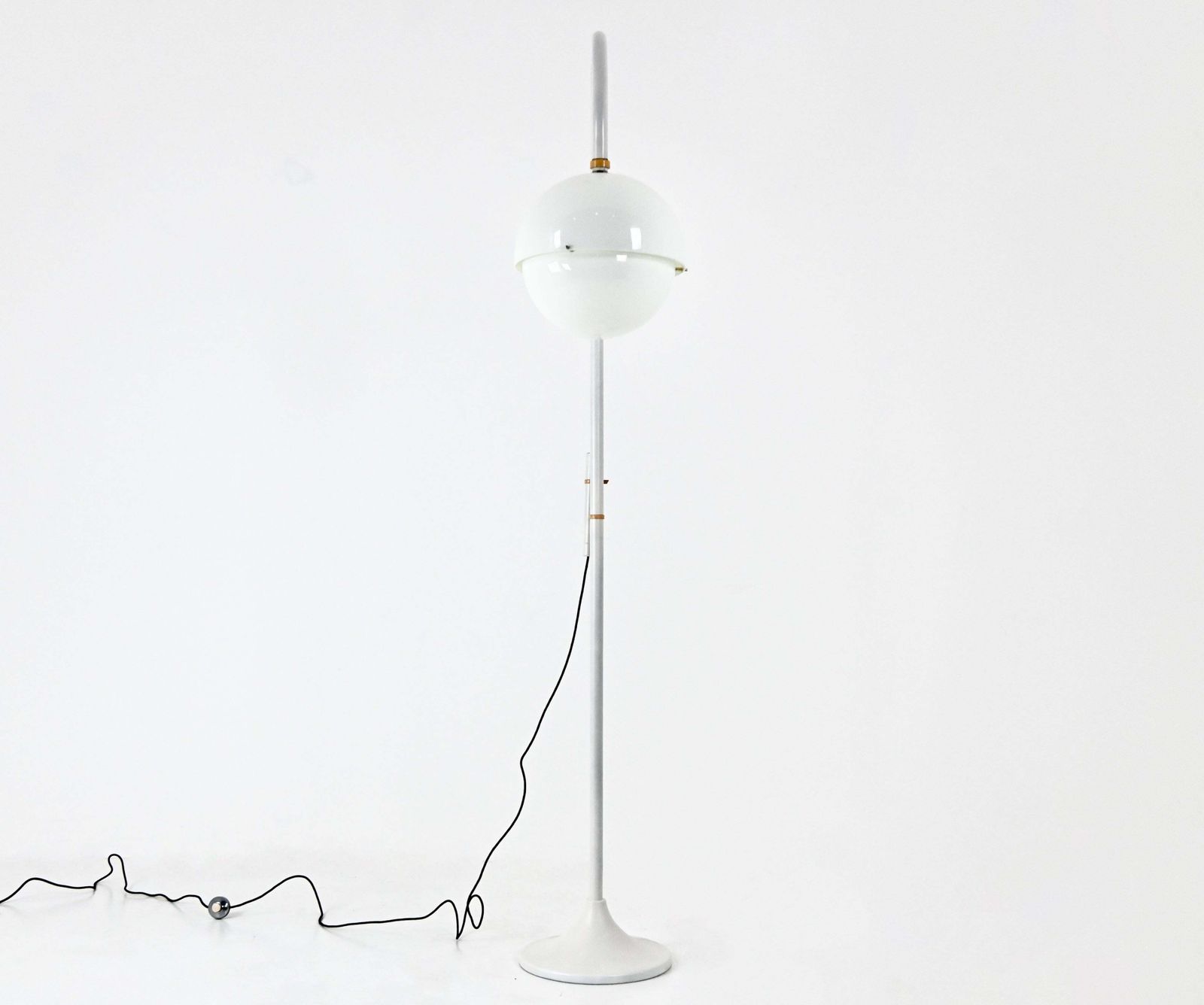 4055 Floor Lamp By Luigi Bandini Buti For Kartell, 1960s photo vinterior