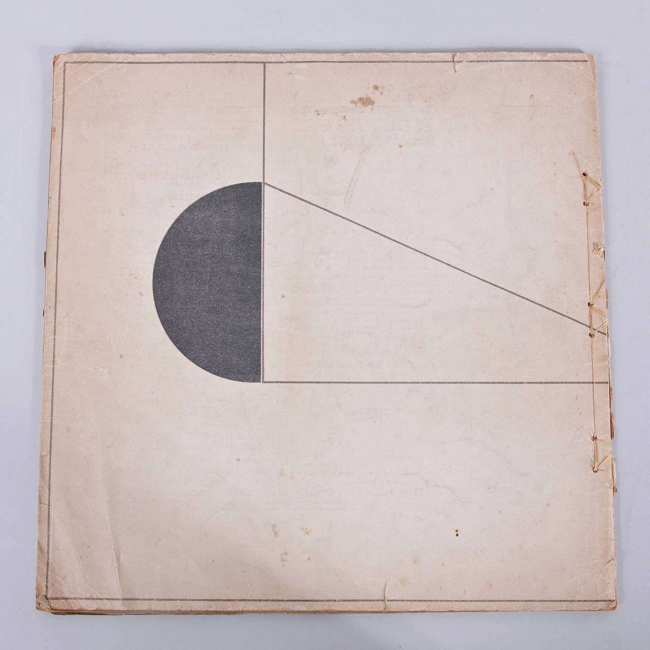 photo furniture 1921s Wendingen, Issue 11, Cover By El Lissitzky