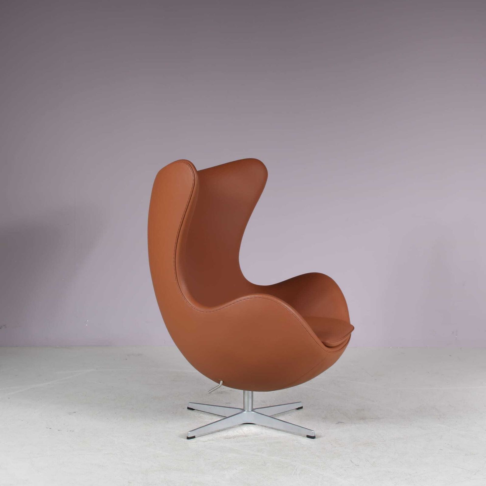photo for sale Arne Jacobsen “Egg” Chair For Fritz Hansen, Denmark 1980