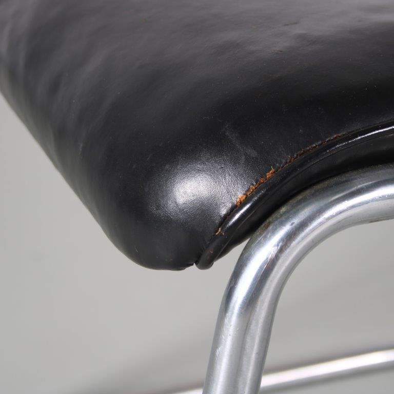 659.0 1930s Original Early “413” Easy Chair By Gispen, Netherlands photo