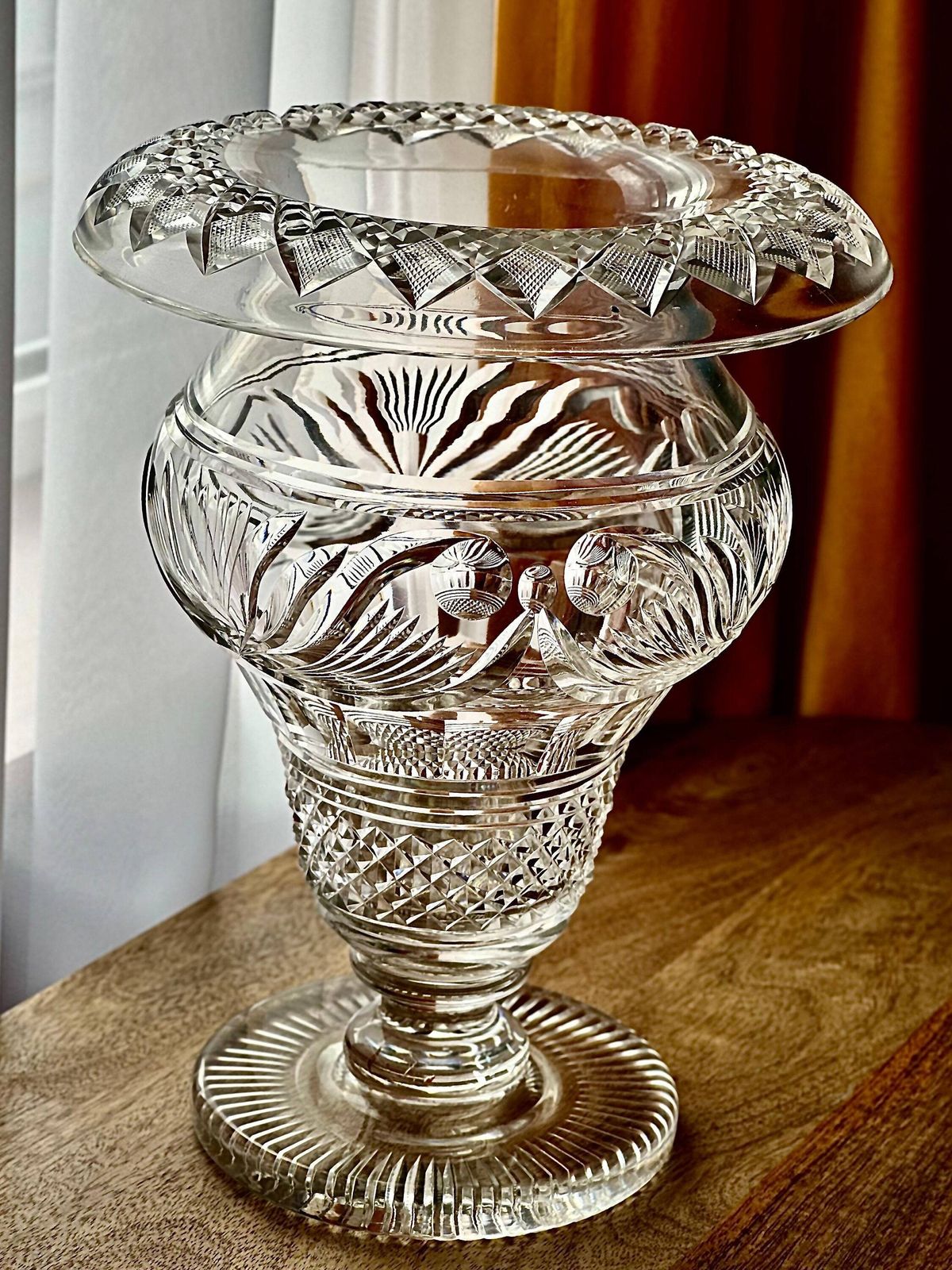 19th Century Anglo Irish Cut Crystal Pedestal Bowl – Grand Georgian Glassware, 27 Cm