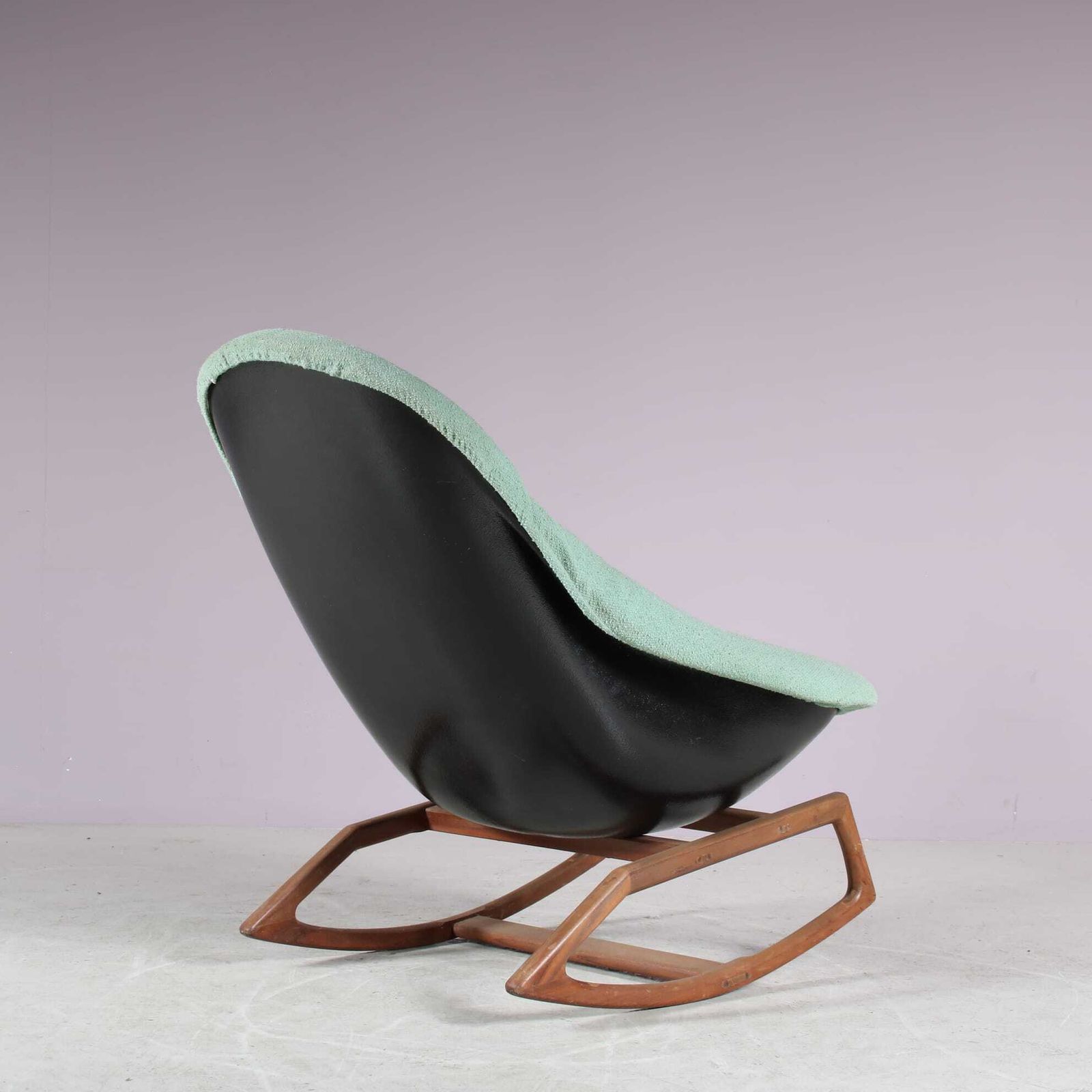 photo furniture 1960s “Gemini” Rocking Chair By Walter S. Chenery For Lurashell, Uk