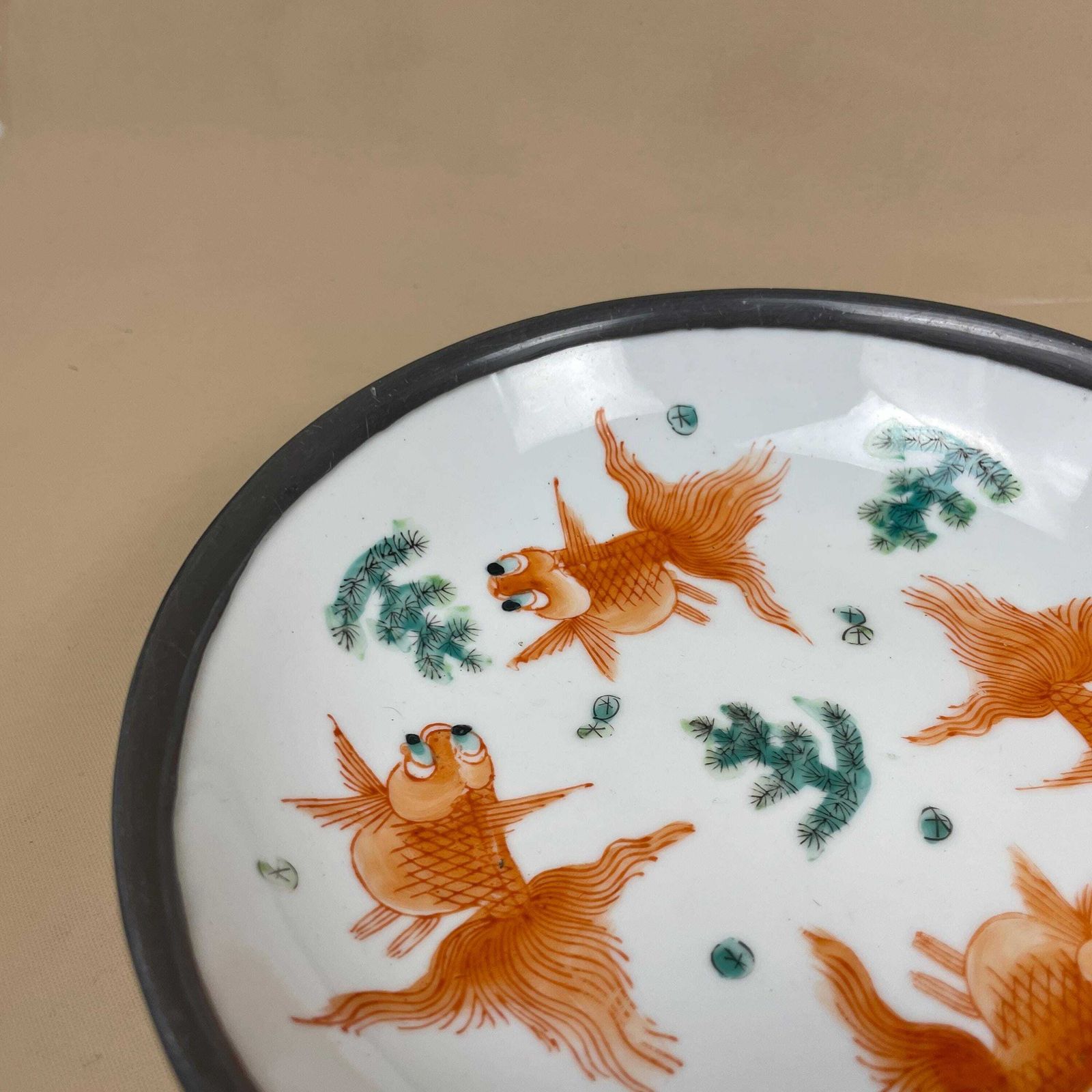 Antique Oriental Ceramic Hand Painted Fish Bowl Plate Chinese Decorative Asian Round Porcelain Metal Back White Orange 19.5cm Key Dish Coin photo 55.0