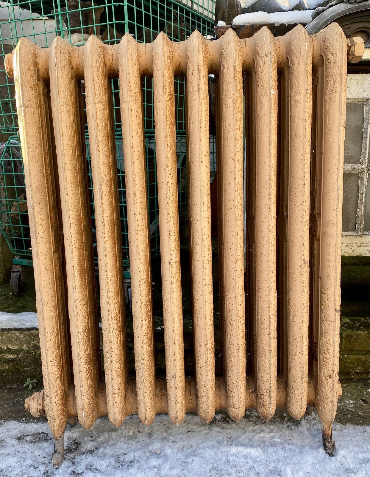 Antique Radiator On Feet With Ten Floral Cast Iron Blades  20th Century photo Home Decor
