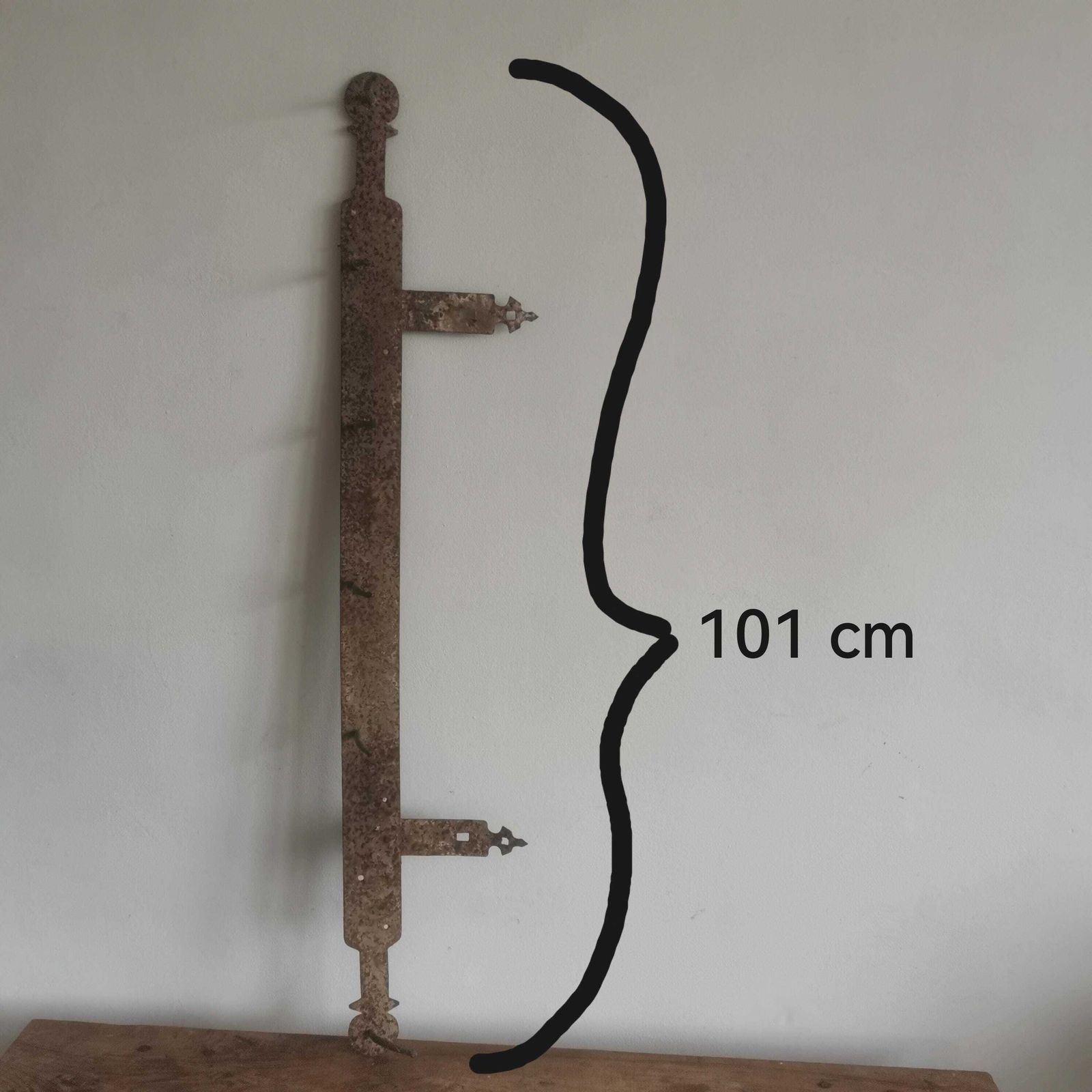 Vintage Rustic Metal Coat Hooks   5 Hook Farmhouse Barn Decor With Authentic Weathered Patina   Solid & Durable Entryway Charm photo Furniture