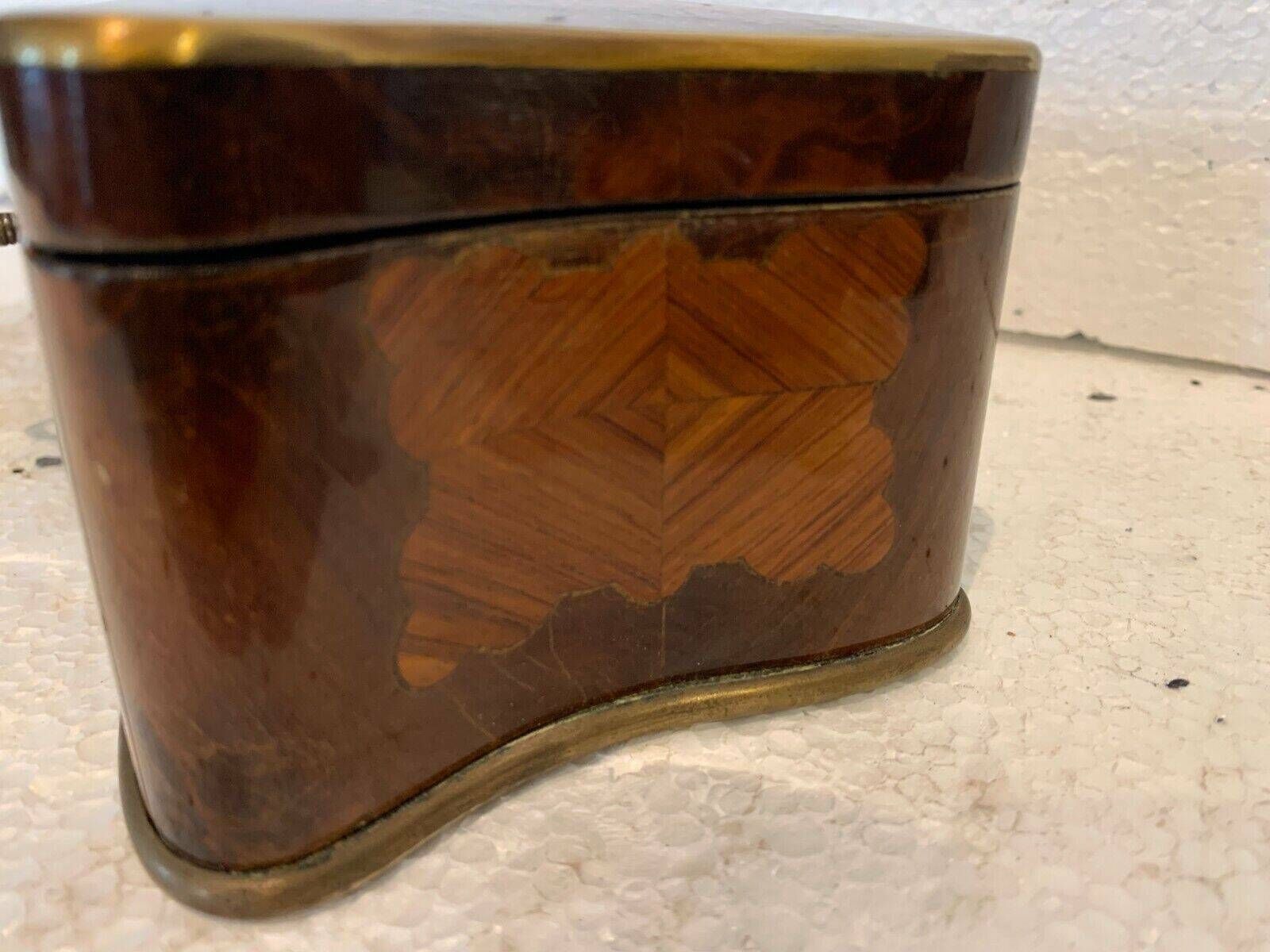photo furniture Glove Box In Thuja Burl Napoleon III Boulle Marquetry 19th Century