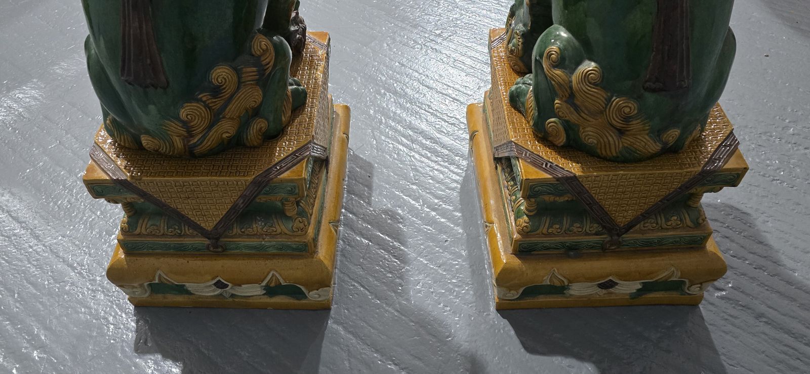 Pair Huge Garden Dogs Of Foe photo buy