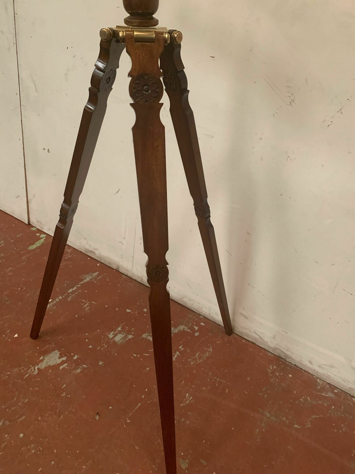 Telescope In Brass And Support Foot In Mahogany XX Century photo 1976.368575