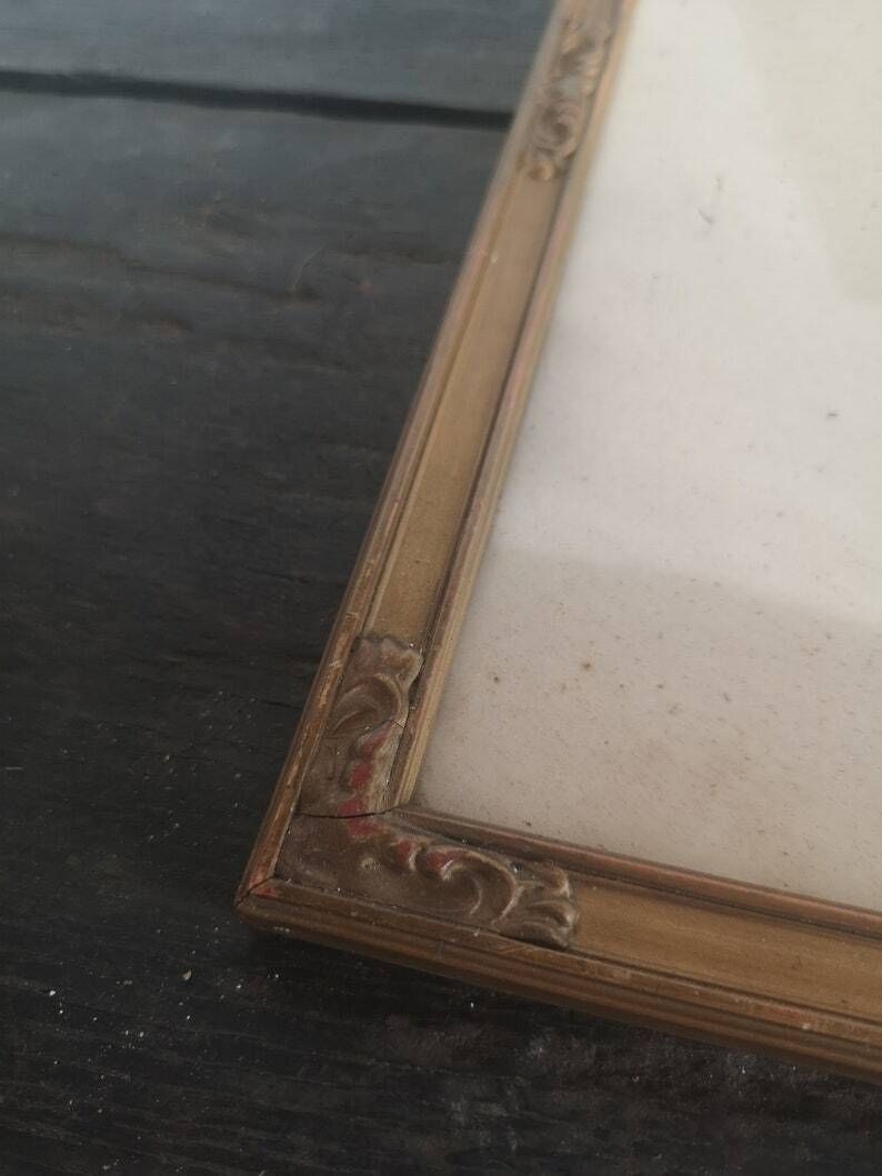 Decorative Antique Frames Set Of 2 Chipped Gold Rocco Gilt Nostalgic Decor Rustic Picture Old Photo Wooden Vintage Display Gallery Wall photo vinterior