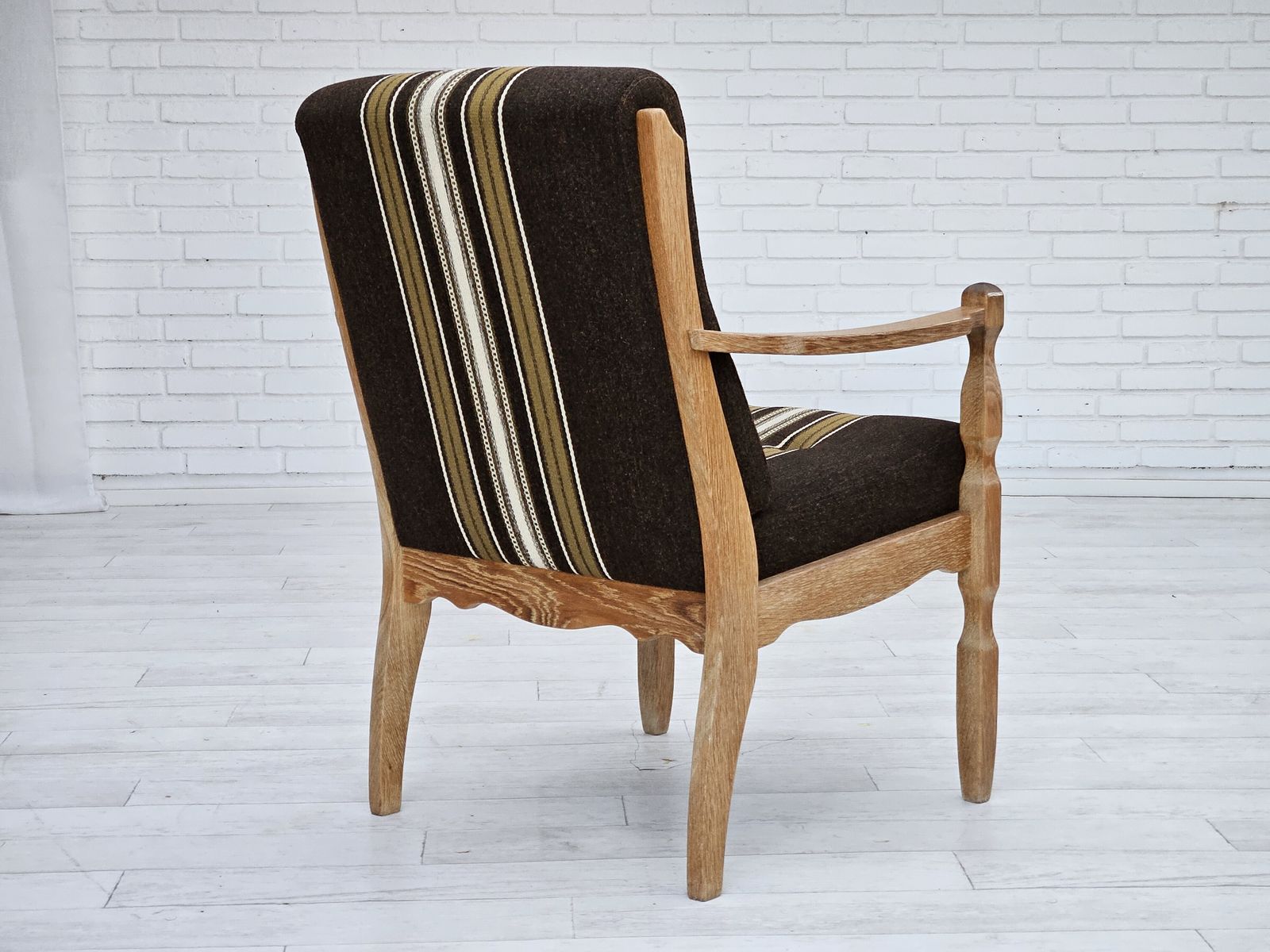 Furniture 1970s, Danish Armchair, Furniture Wool, Solid Oak Wood, Original Very Good Condition. photo