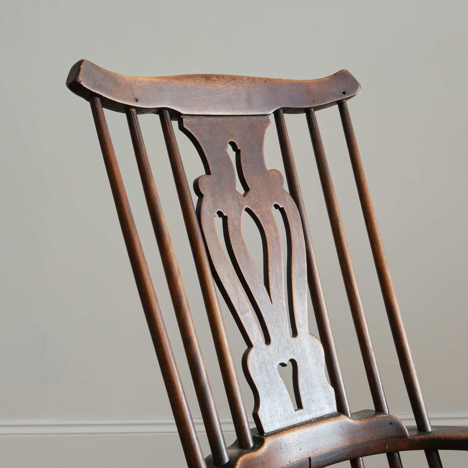 Furniture Late 18th Century Thames Valley Rocking Windsor Chair photo