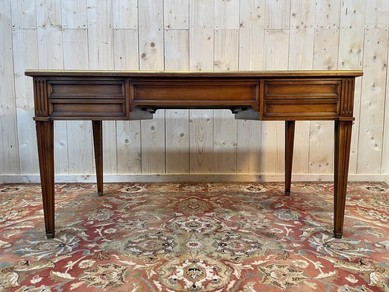 Bureau De Style Louis XVI En Merisier Et Cuir Vert photo vinterior