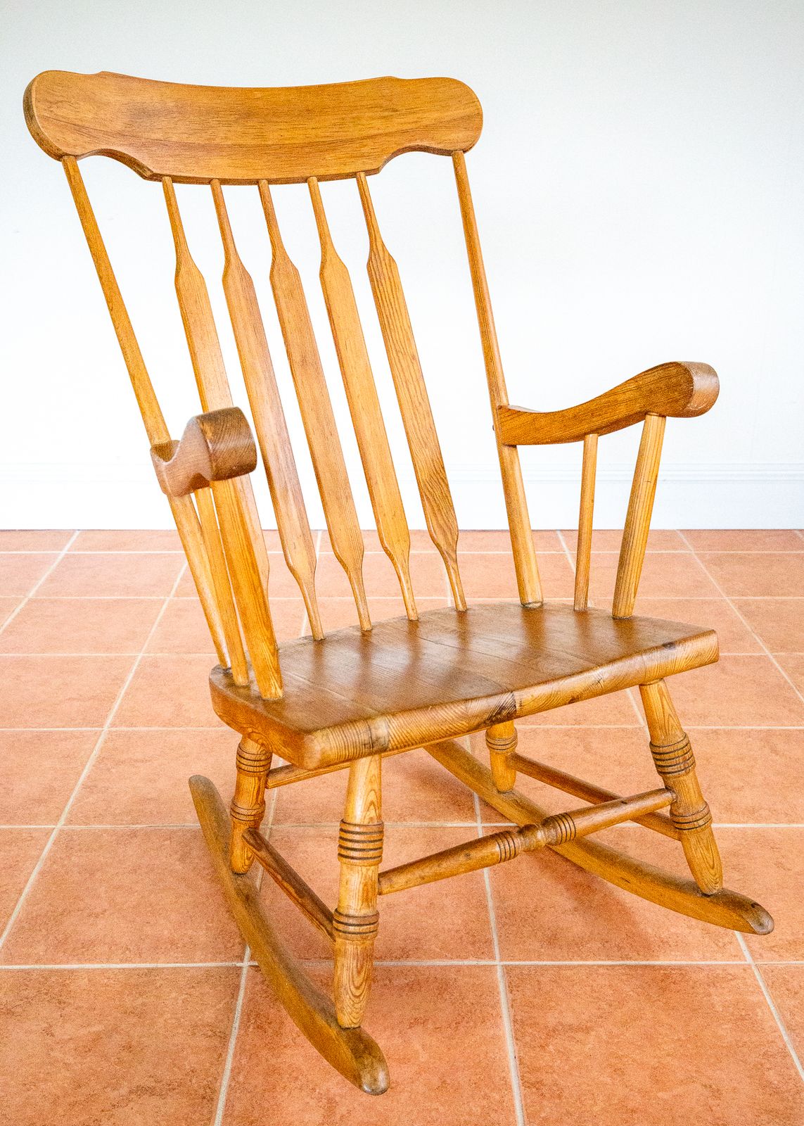 Blonde Windsor Rocking Chair Arrowback American Farmhouse Bent Bros Mcm Hitchcock Chair Mid Century Country Vintage Beech Pine Solid Wood photo 550.0