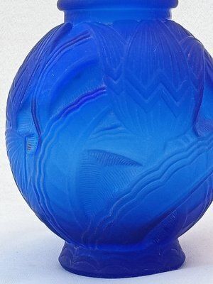 photo furniture Art Deco Glass Les Nenuphars Vase By Pierre Davesn