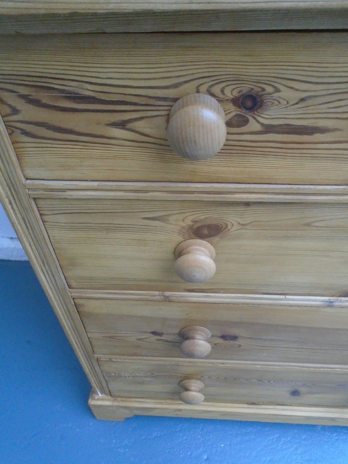 A Narrow Panelled Victorian Pine Waxed 5 Drawer Chest Of Drawers photo for sale