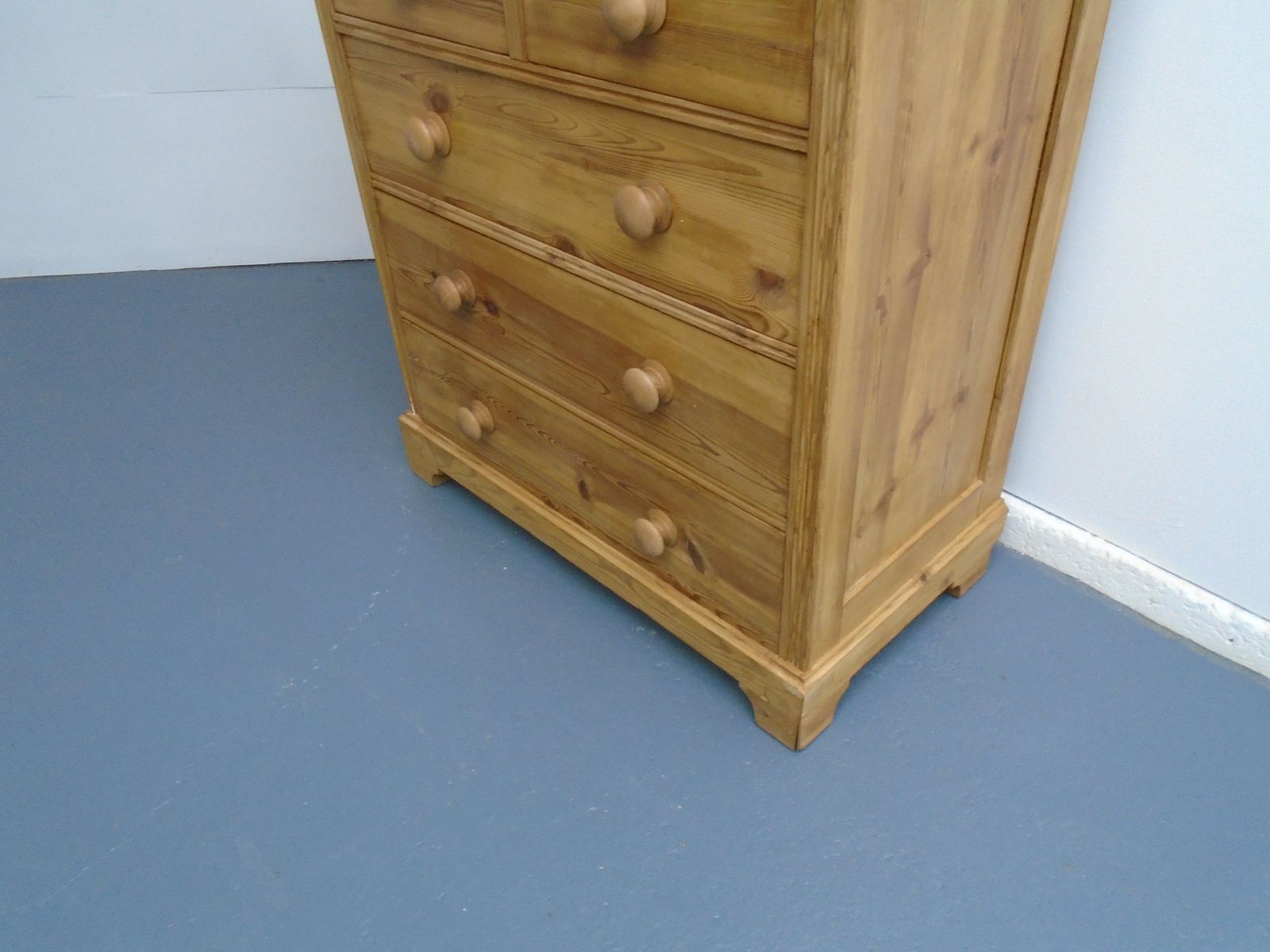 A Narrow Panelled Victorian Pine Waxed 5 Drawer Chest Of Drawers photo buy