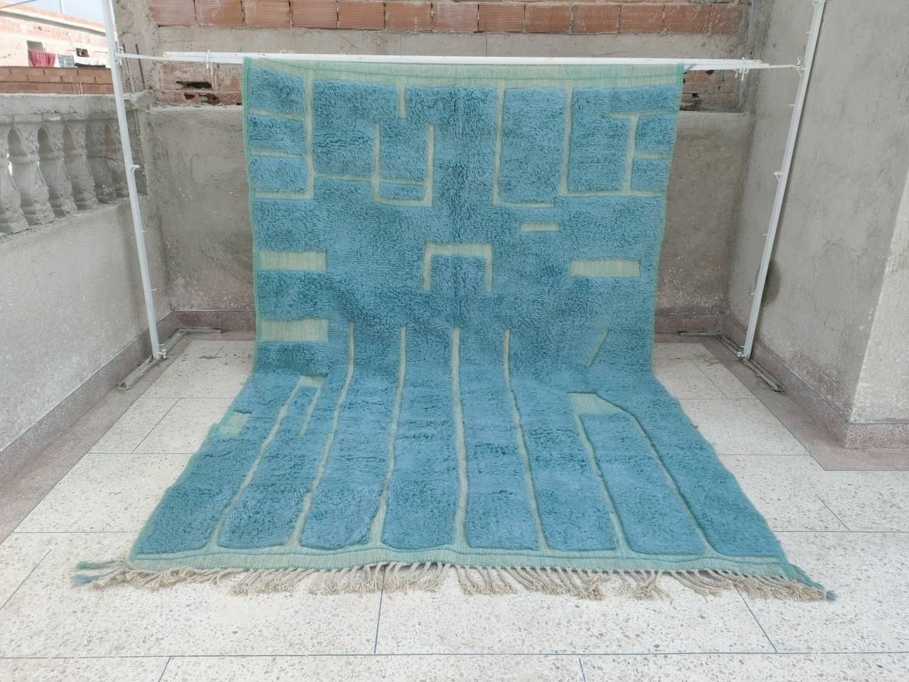 Vintage Moroccan Beni Mrirt Rug   Handwoven Wool, Unique Geometric Design, Soft Plush Texture photo furniture