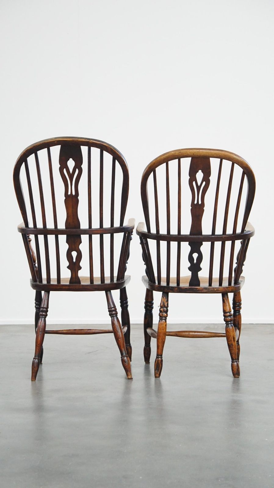 Set Of 2 Beautiful, Antique English Highback Windsor Dining Chairs photo for sale