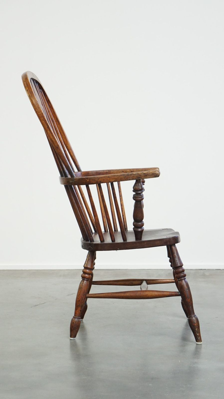Charmante Antieke Engelse Windsor Eetkamerstoel Met Hoge Rug En Mooie Patina photo for sale