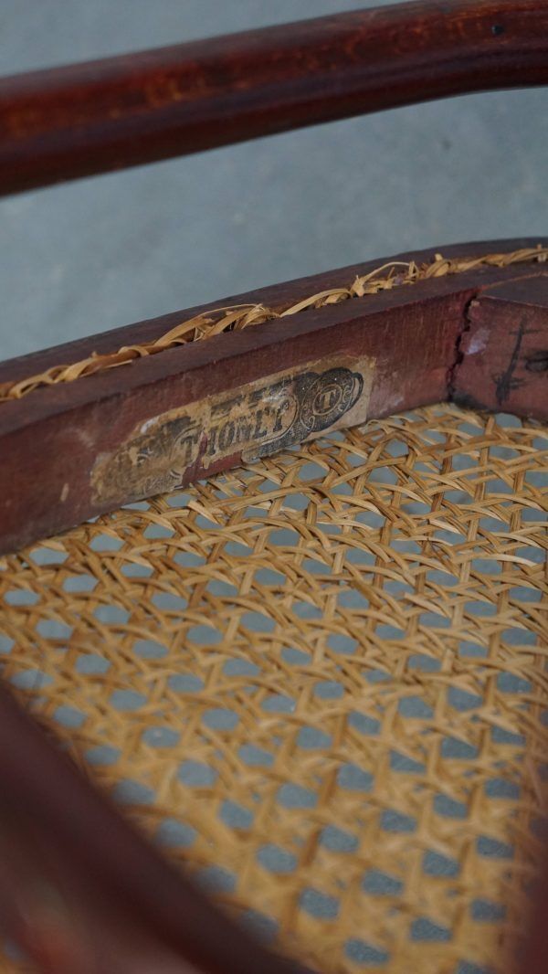 photo vinterior Original Vintage Thonet Design Bistro Chair With Matted Seat