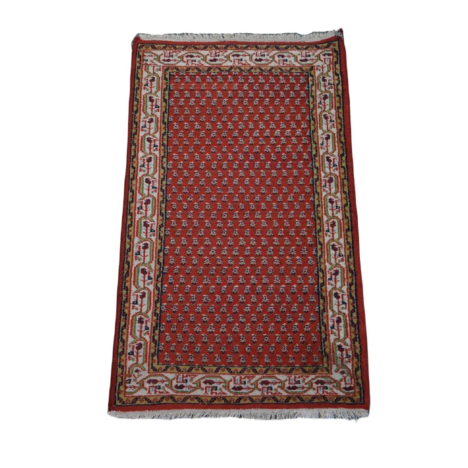 Good Quality Oriental Style Rug With A Classic Print 165 X 92 Cm