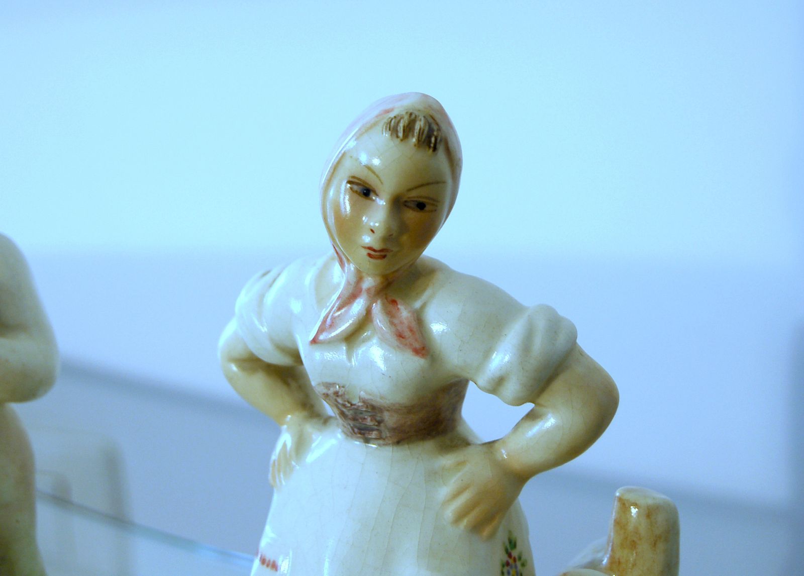 Preciosa Torino Pair Of Majolica Figurines / Italy 1940 Ca photo 450.0