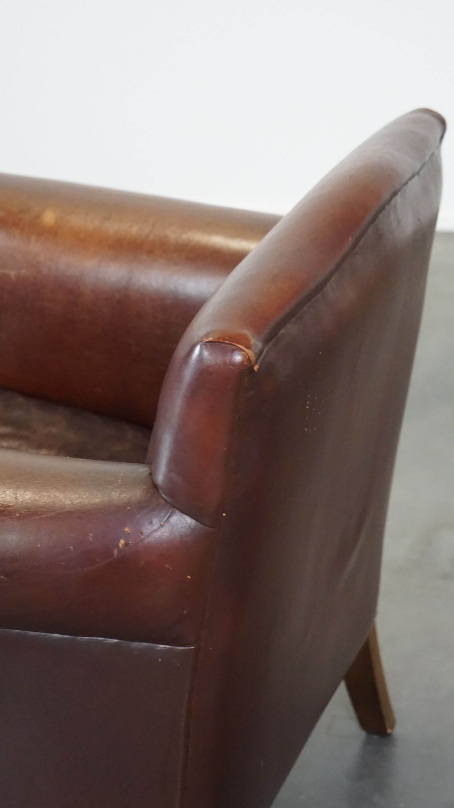 724.7276999999999 Strak Afgewerkte Fauteuil Van Schapenleer photo