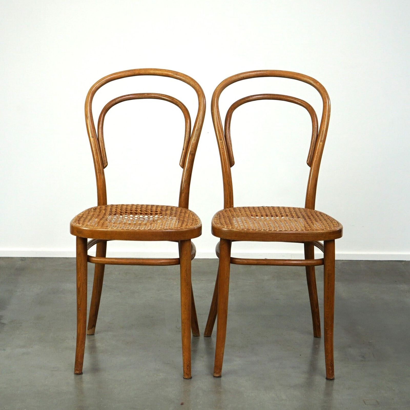 Nice Set Of 2 Brown Vintage Thonet/Bistro Chairs With Woven Seats