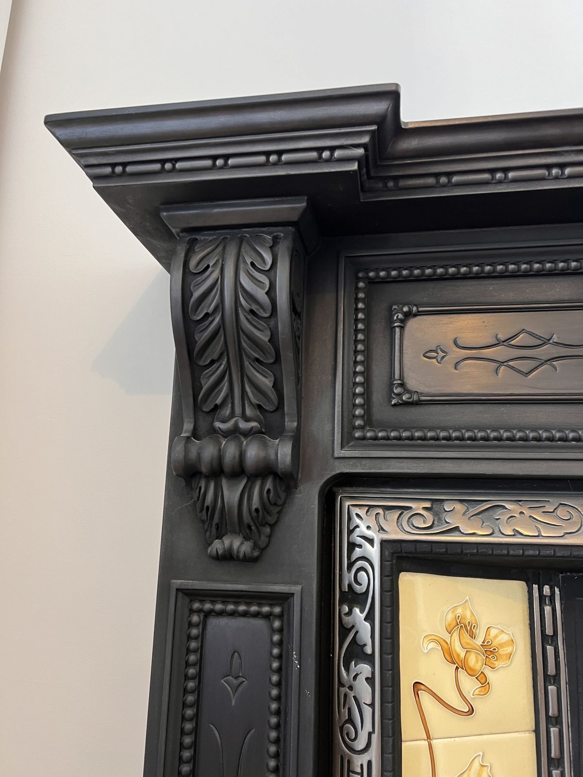 Art Nouveau Cast Iron Fireplace With Tiled Flower Decoration – Original 1930s Feature From Wanstead, London photo Home Fixtures