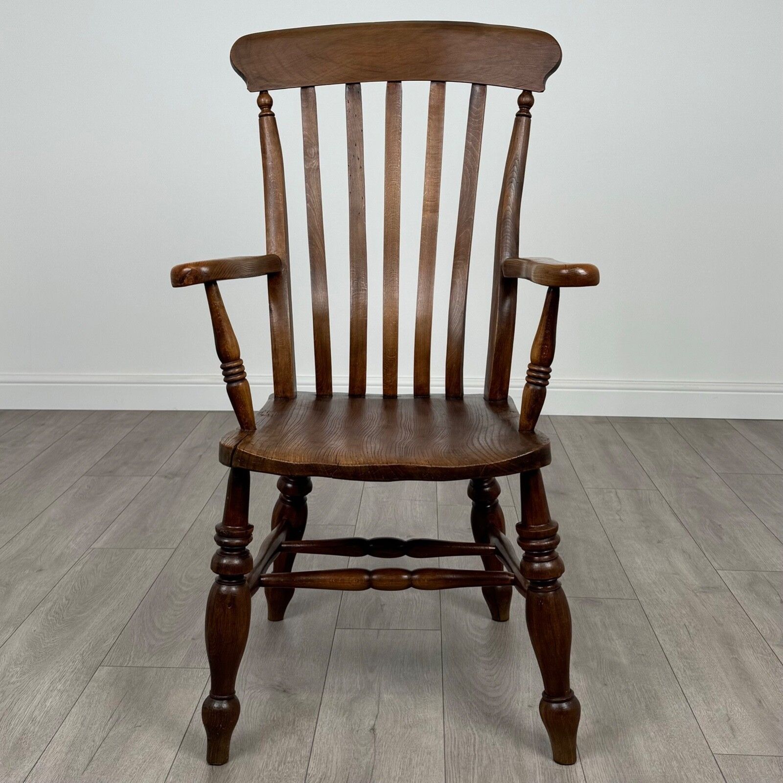 Antique 19th Century Windsor Armchair In Elm photo vintage