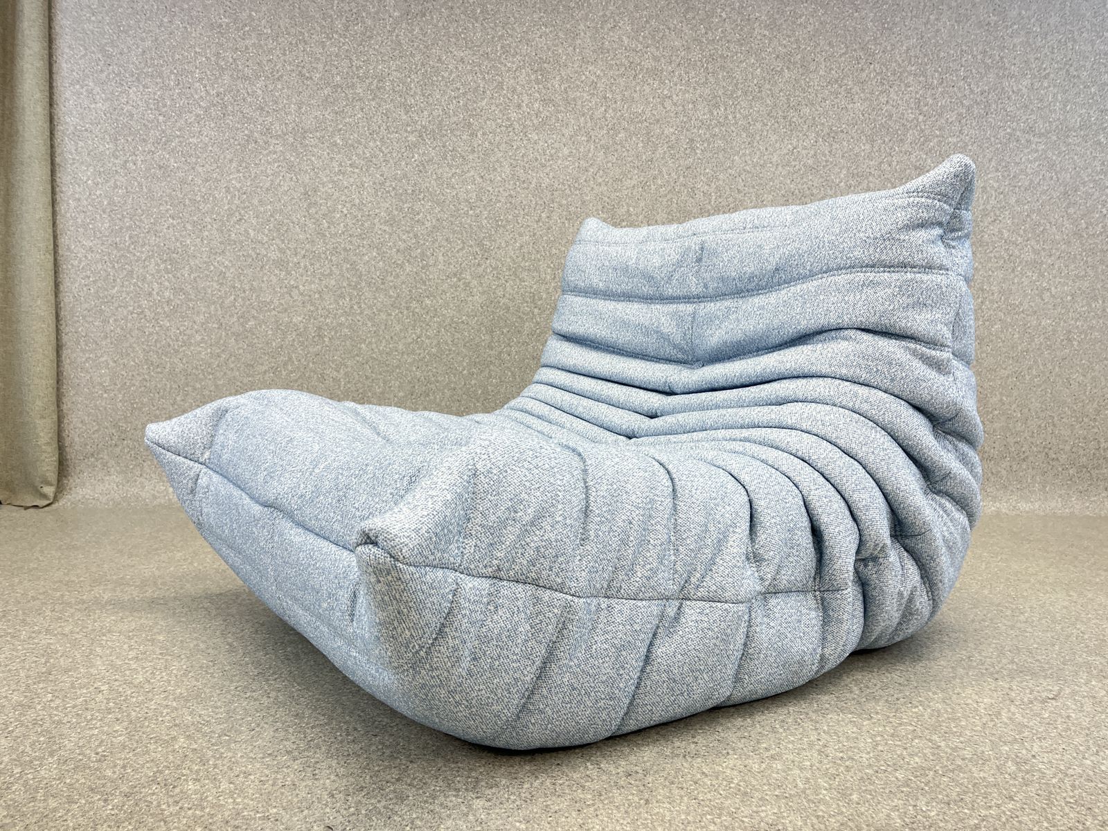photo vinterior Light Blue Ligne Roset Togo One Seater Modular Sofa