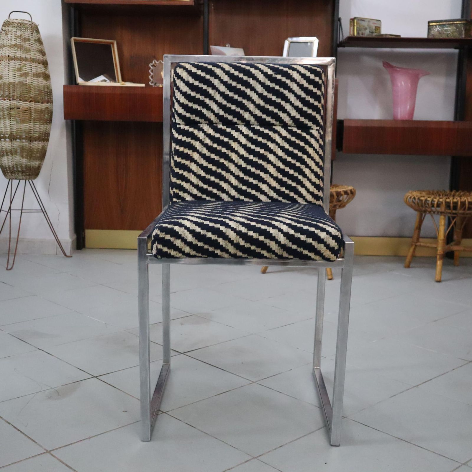 Mid Century Modern Italian Chairs By Nanda Vigo For Driade 1972, Set Of Four photo vintage