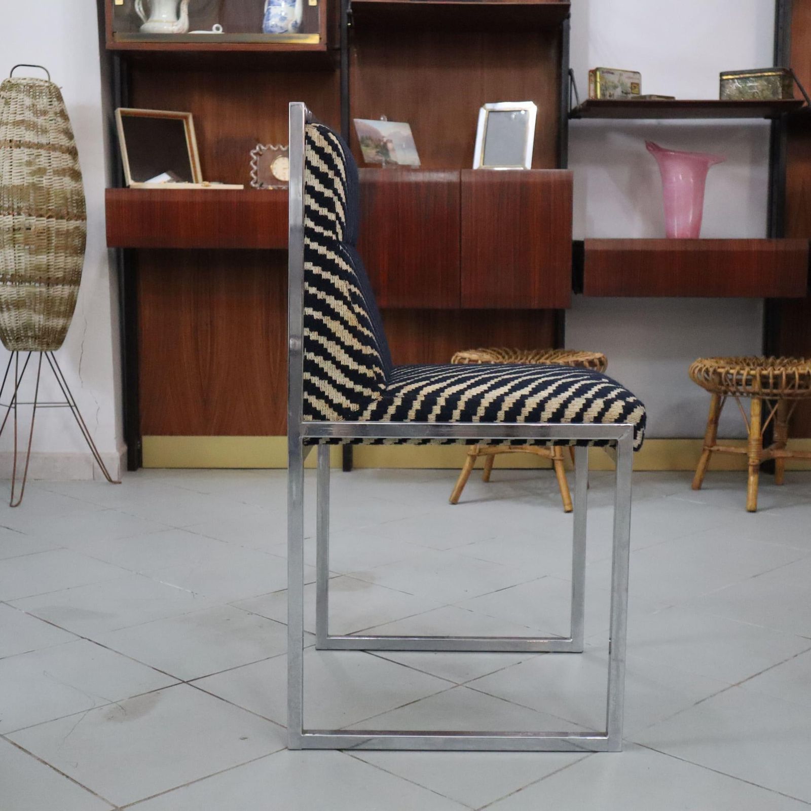 2916.0 Mid Century Modern Italian Chairs By Nanda Vigo For Driade 1972, Set Of Four photo