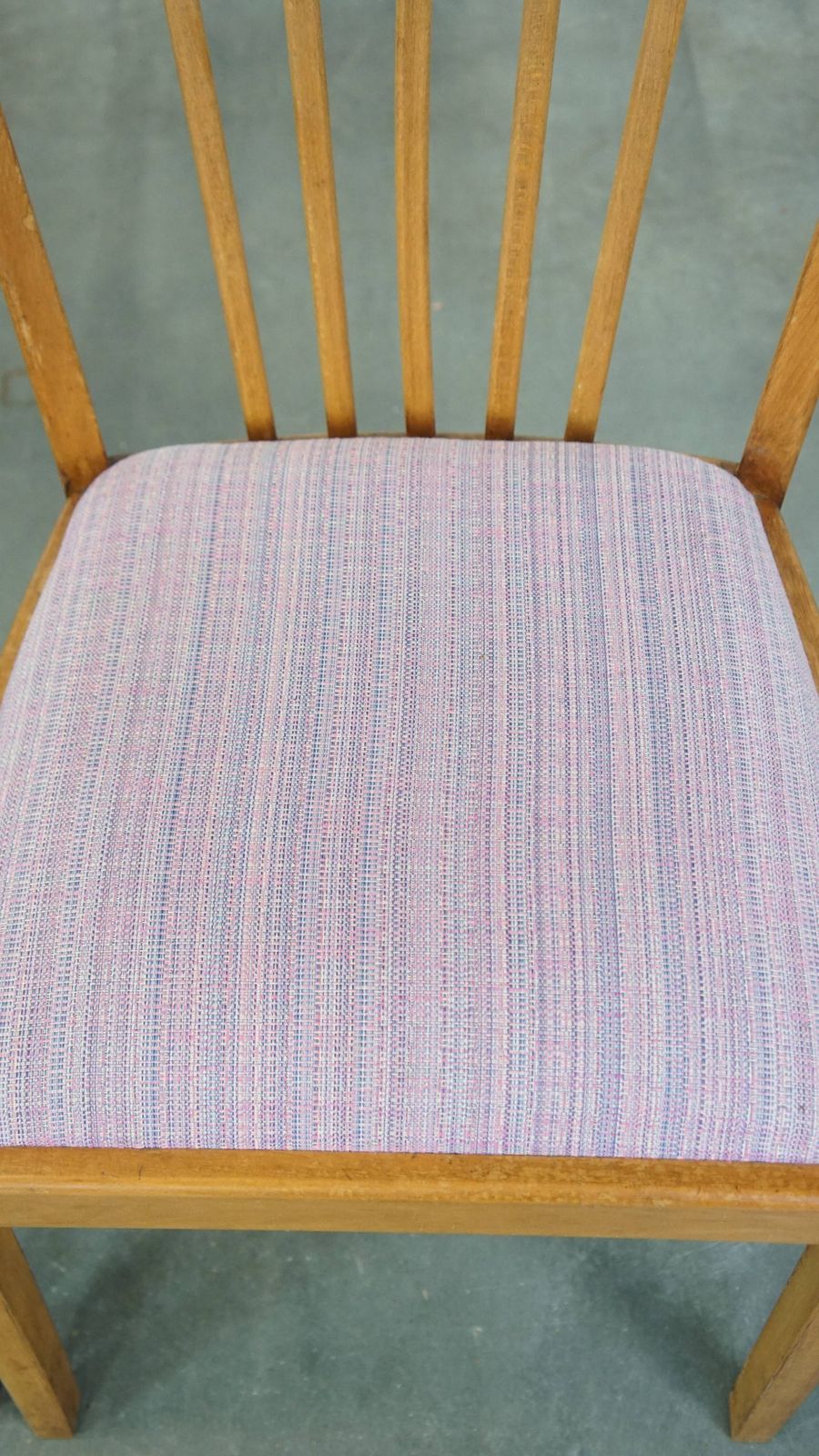 photo furniture Nice, Cozy Set Of 4 Vintage Danish Design Dining Room Chairs From The 70s With Beautiful Light Purple Fabric Seats