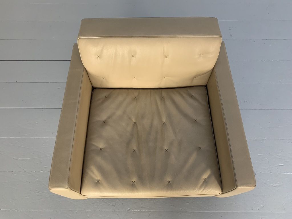 photo vinterior Pair Of Poltrona Frau For Ferrari “Kennedee” Armchairs – In “Pelle Frau Sc” Leather