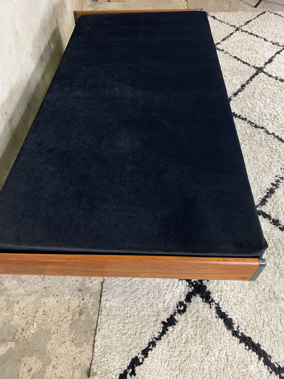 photo furniture Mid Century Teak Daybed By Friso Kramer For Auping 1960s