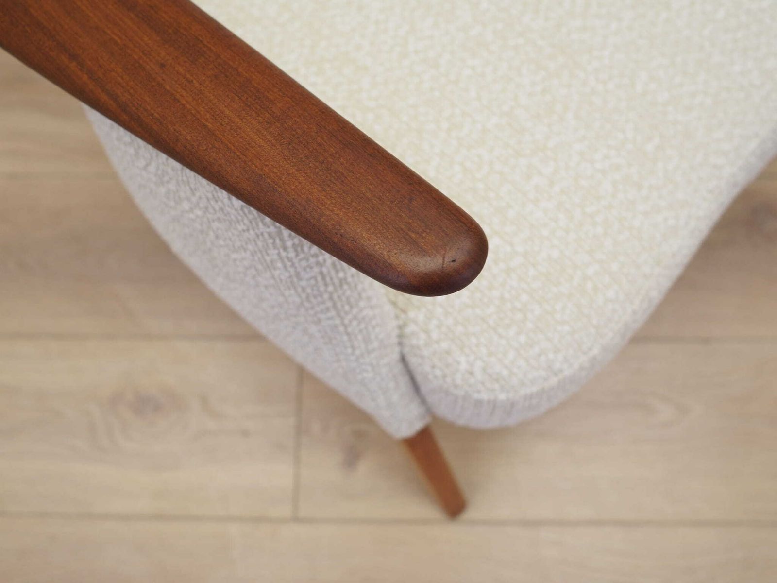 photo vinterior Cream Armchair, Danish Design, 1970s, Production: Denmark