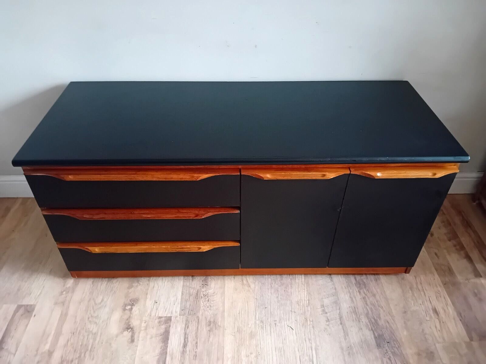 Lovingly Restored 1970's Sakol Teak Media Unit,Sideboard, Cabinet, Tv Cabinet photo 254.0