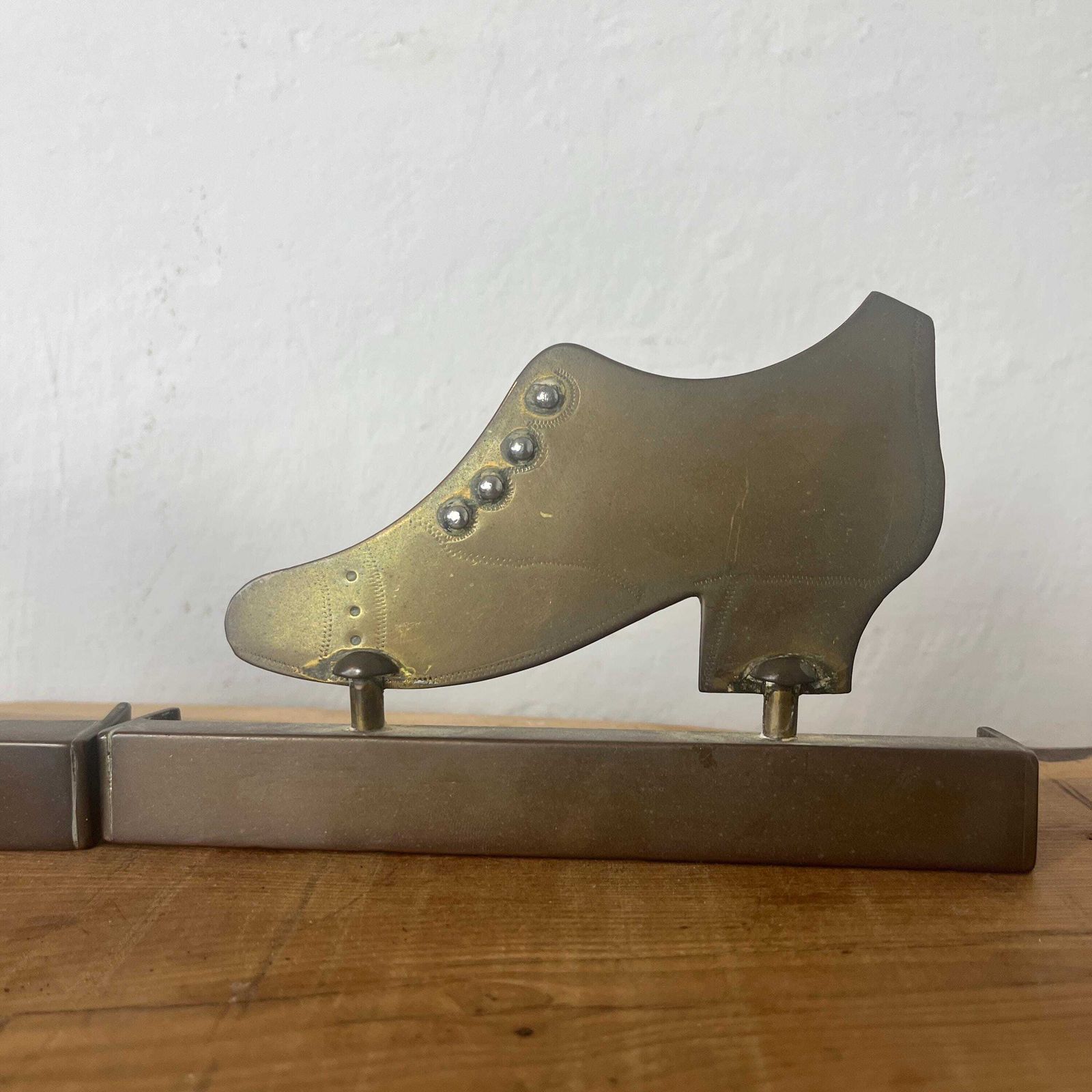 World War One Trench Art Lady Shoes Bookends, Brass Sculpture, Antique Art, Library Ornament, Study Furnishings, Military Crafts photo 95.0